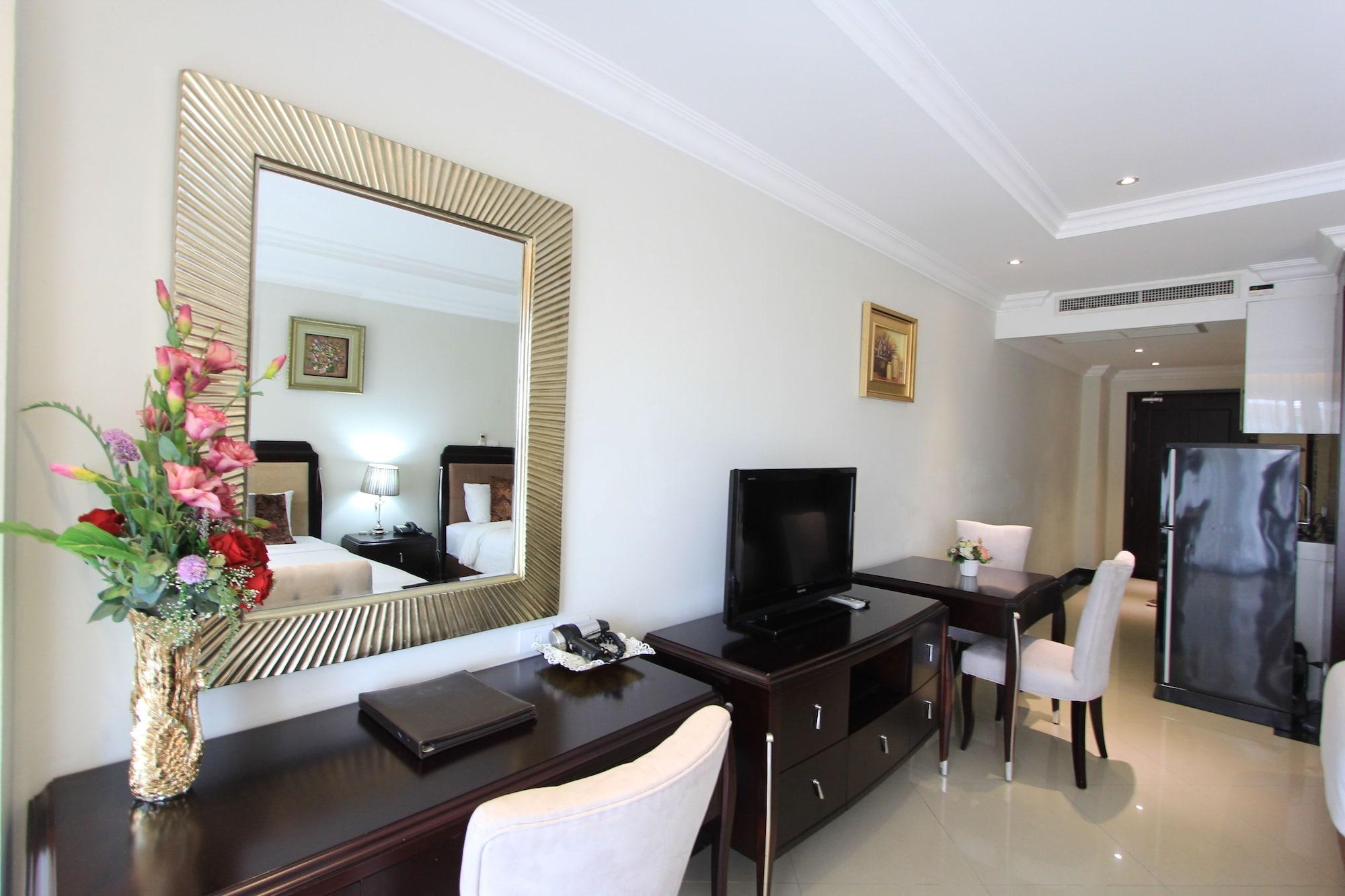Lk Legend Hotel Pattaya Luaran gambar
